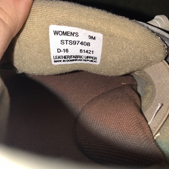 Sperry Boat Shoes - Picture 3 of 6